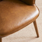 Poltrona accent tufted con schienale alto crema/marrone/tortora