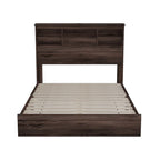 Camera da letto matrimoniale, struttura letto vintage in legno con 2 comodini e 1 cassettiera