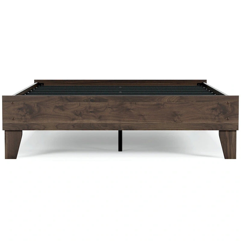 Letto a piattaforma Calverson Mocha con 2 comodini